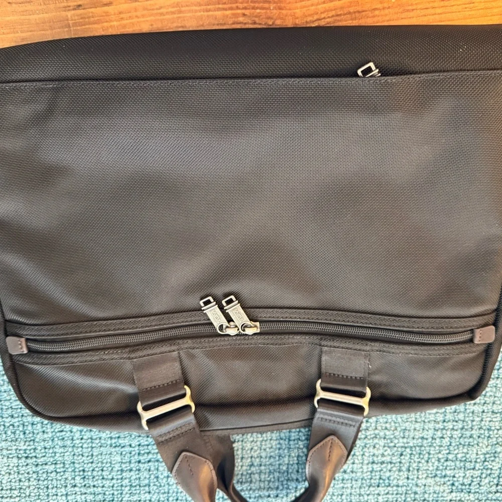 Tumi Alpha Bravo Briefcase - NWOT
